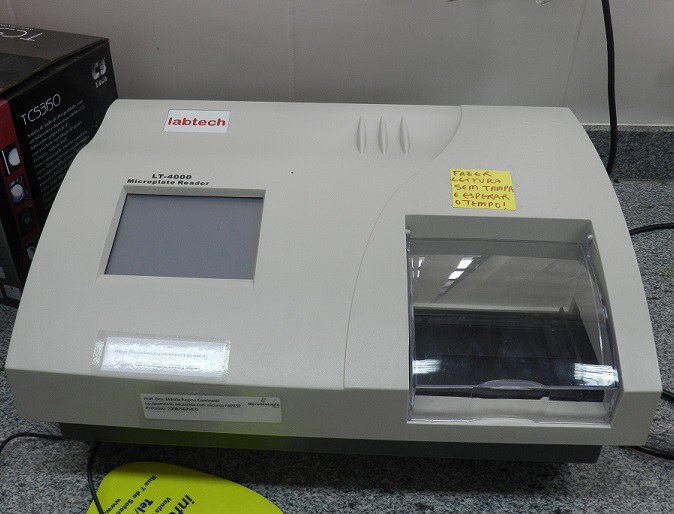 Leitor de Microplaca Labtec (LT4000)