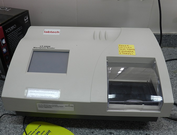 Leitor de Microplaca Labtec (LT4000)